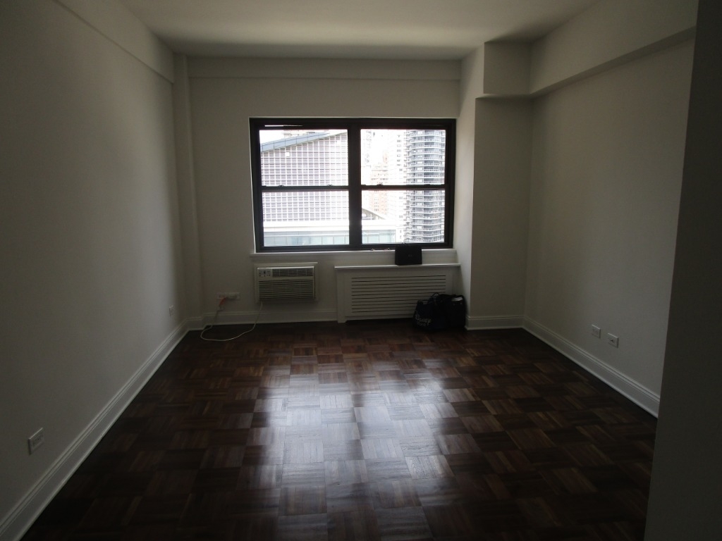  East 57 Street - Photo 9