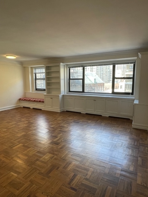 420 East 79th Street, 9D - Photo 0