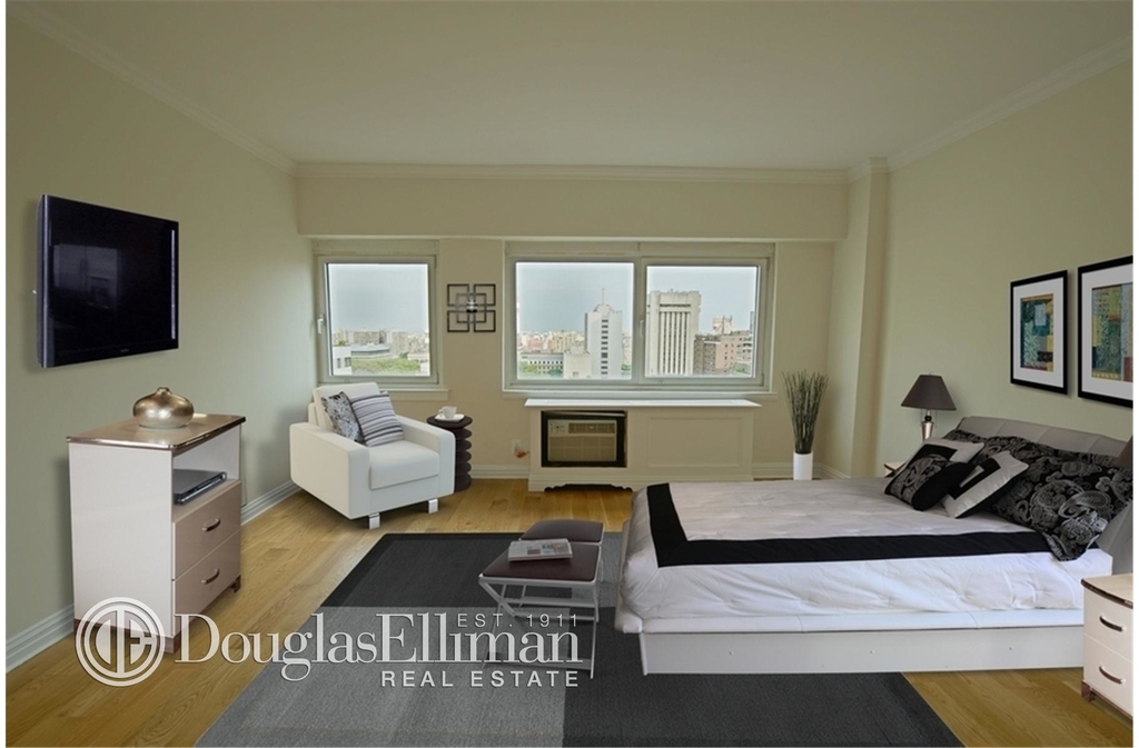 360 East 65th St - Photo 12