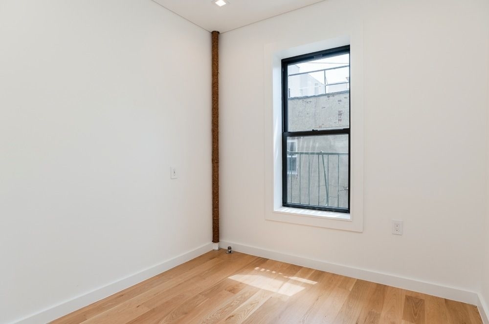 146 Mulberry Street - Photo 2