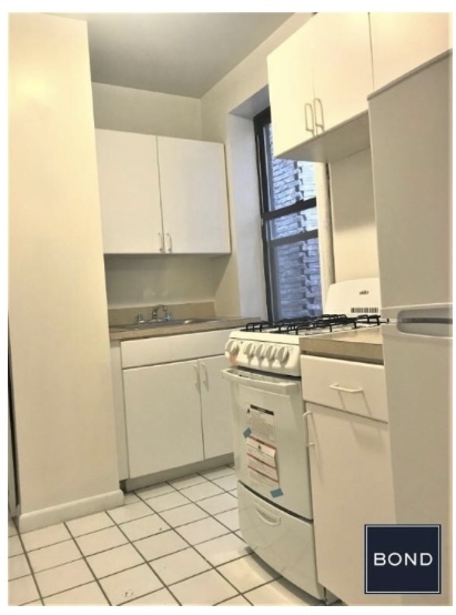 220 East 85th Street Apt. 3W - Photo 6