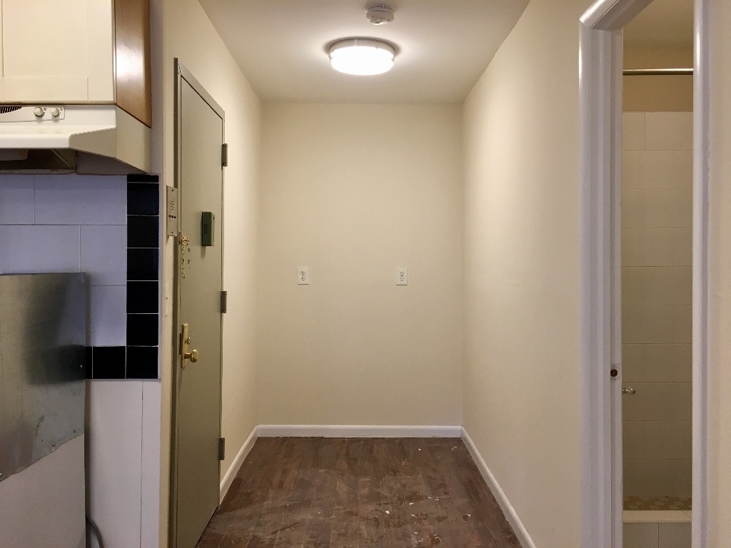 1729 Lexington Ave - Photo 10