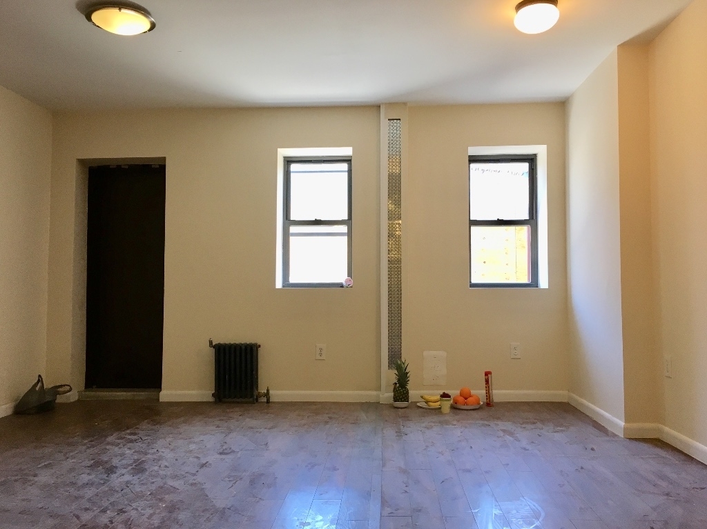 1729 Lexington Ave - Photo 4