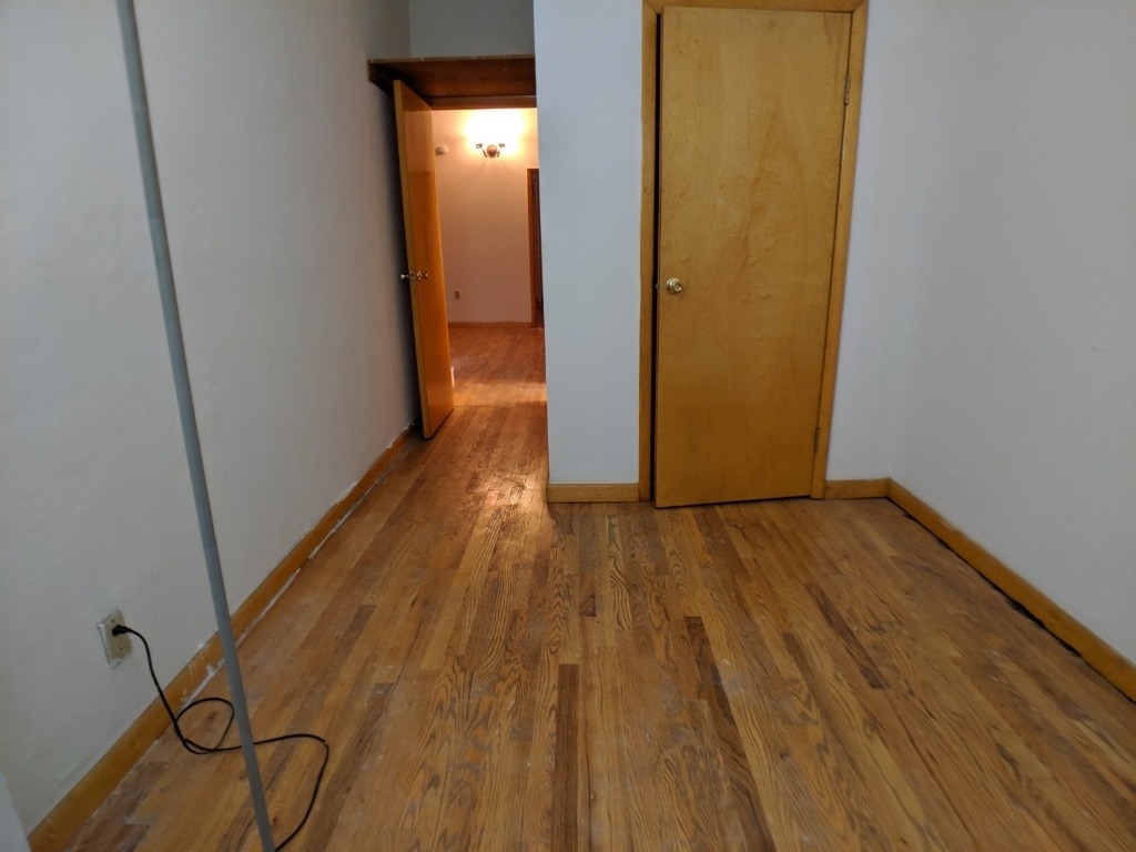 493 Amsterdam Avenue - Photo 3