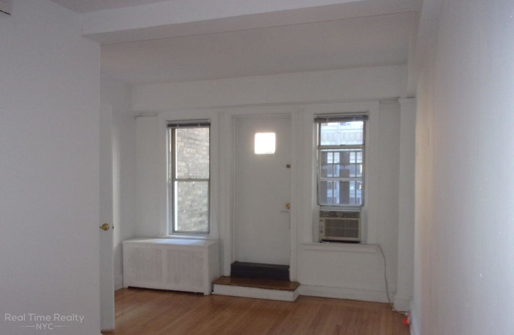 East 39th Street - Photo 1