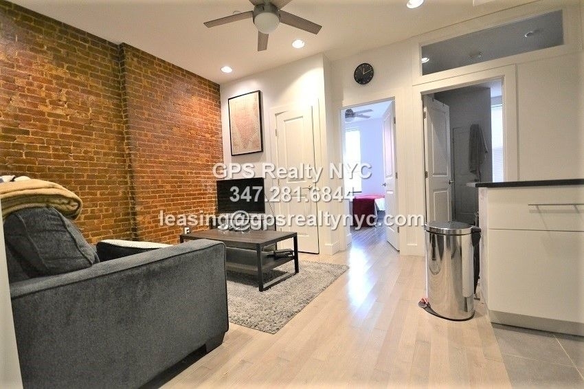 218 East 36th Street - Photo 3