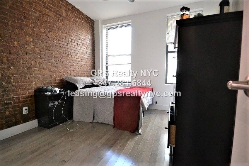 218 East 36th Street - Photo 5