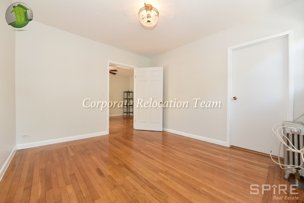 14-30 30th Avenue, Astoria, Ny 11102  - Photo 4