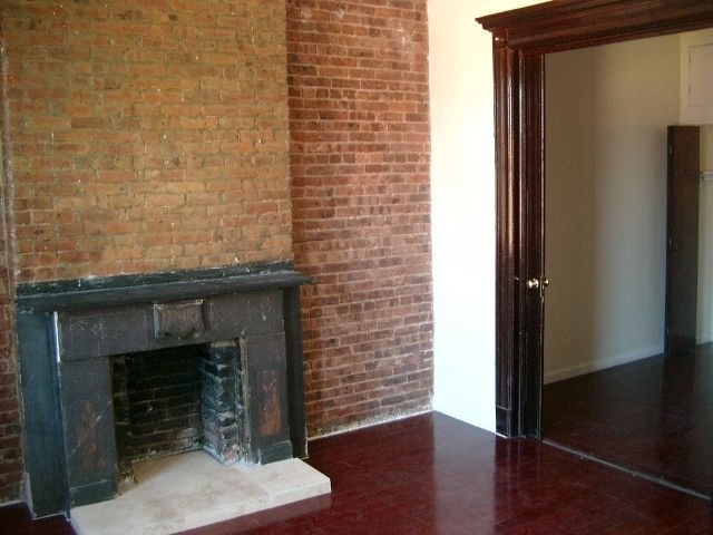 352 Myrtle Avenue - Photo 0