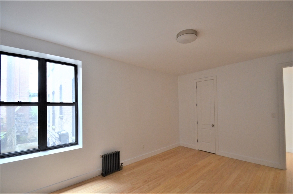 974 St Nicholas Avenue - Photo 14