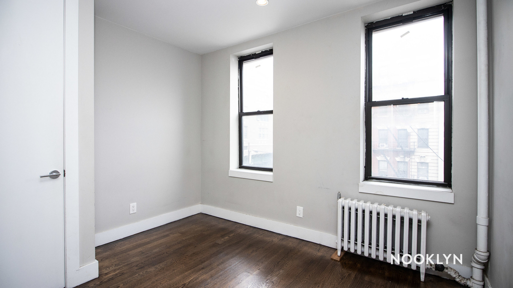 222 Bushwick Ave - Photo 3