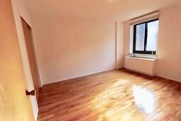 230 East 30th Street - Photo 3