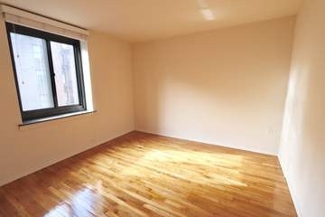 230 East 30th Street - Photo 4