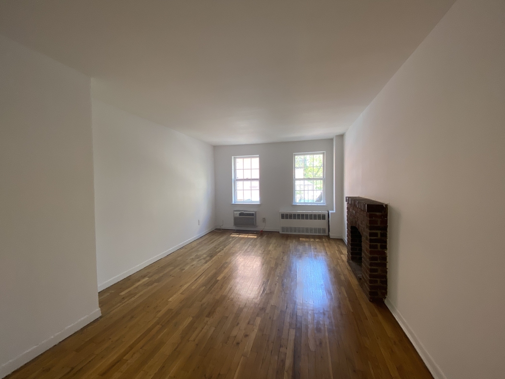 402 East 83rd Street 2a - Photo 0