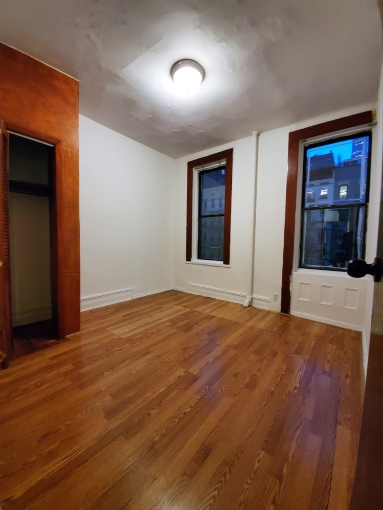 1278 First Avenue - Photo 5