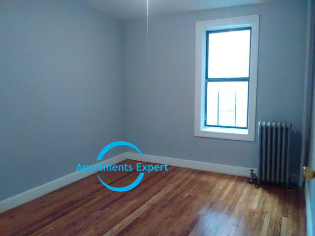 217 West 238th St - Photo 4