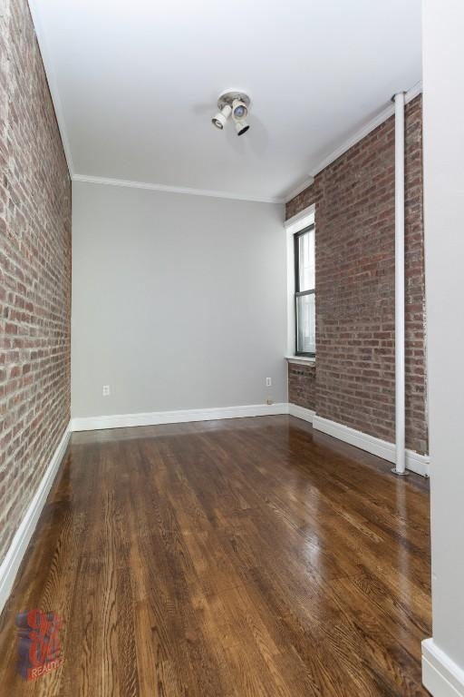 336 E 18th - Photo 2