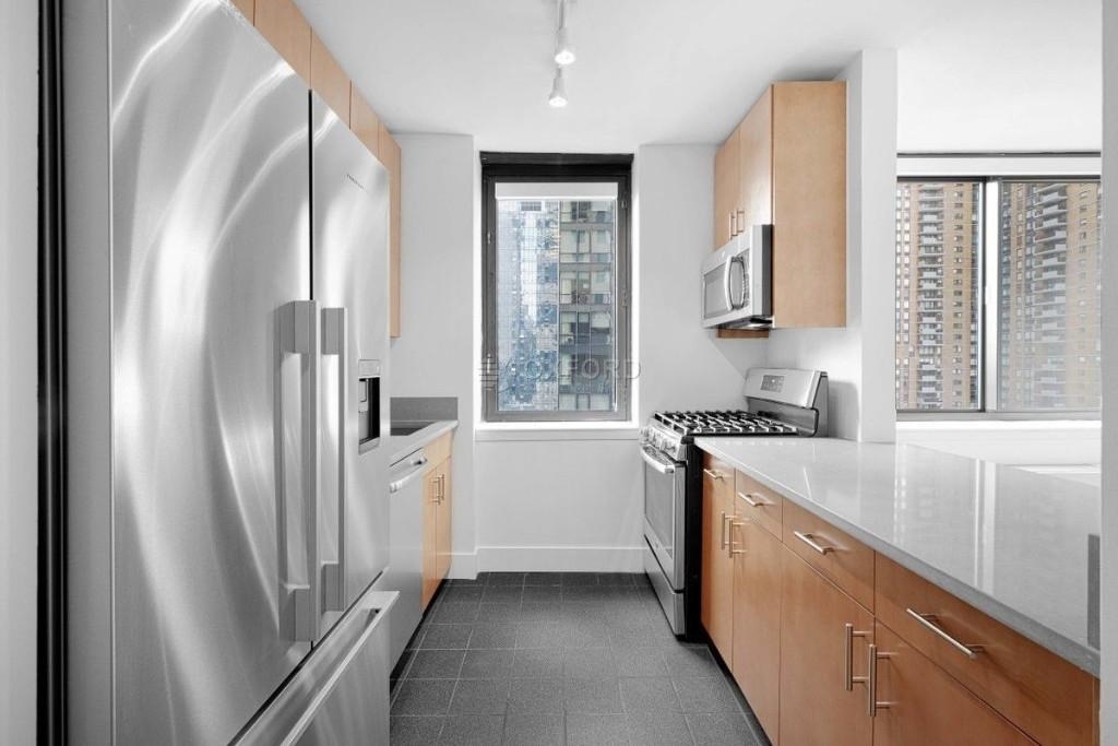 420 W 42nd St. - Photo 1