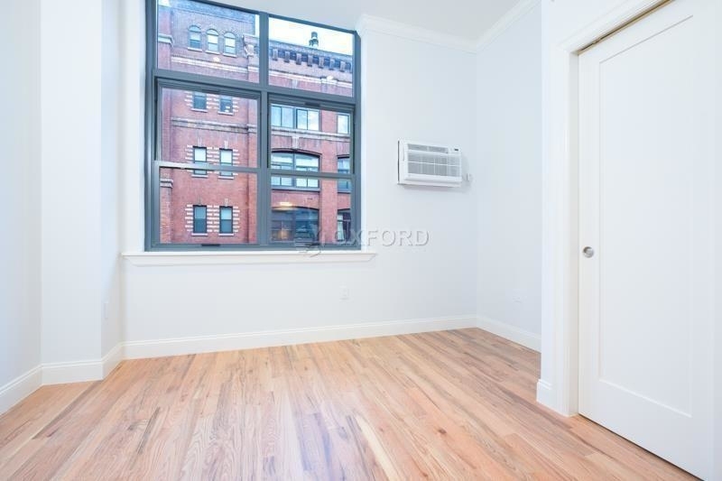 210 East 22nd Street - Photo 6