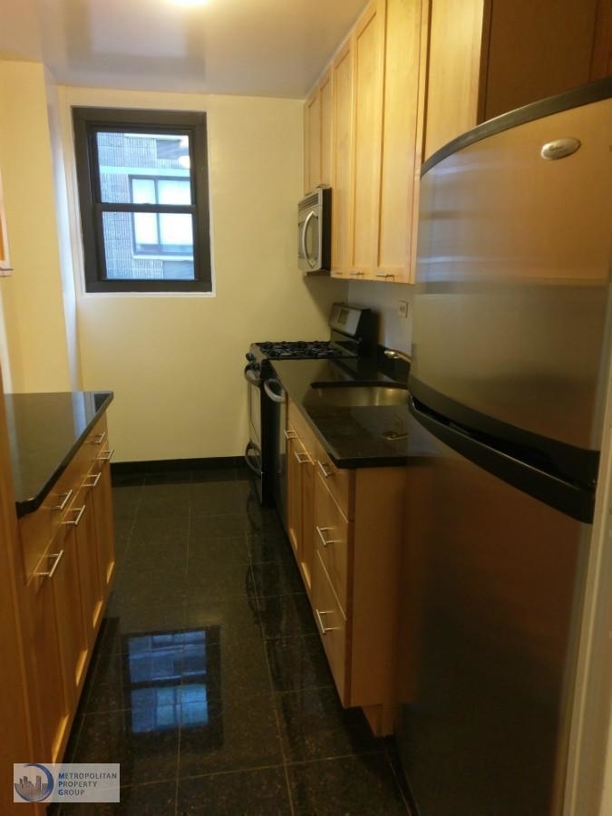 333 east 49th - Photo 1