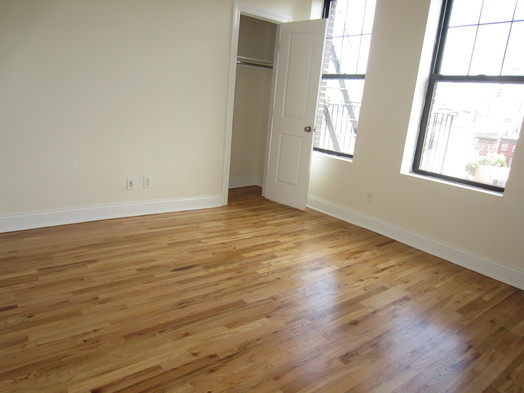 207 West 11 Street - Photo 2