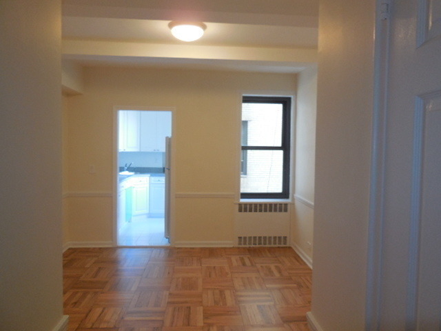 930 Grand Concourse Avenue - Photo 3