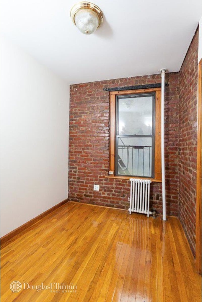 410 East 13th St - Photo 2