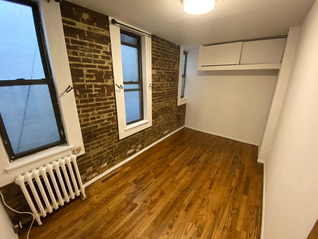 436 East 76th Street - Photo 1