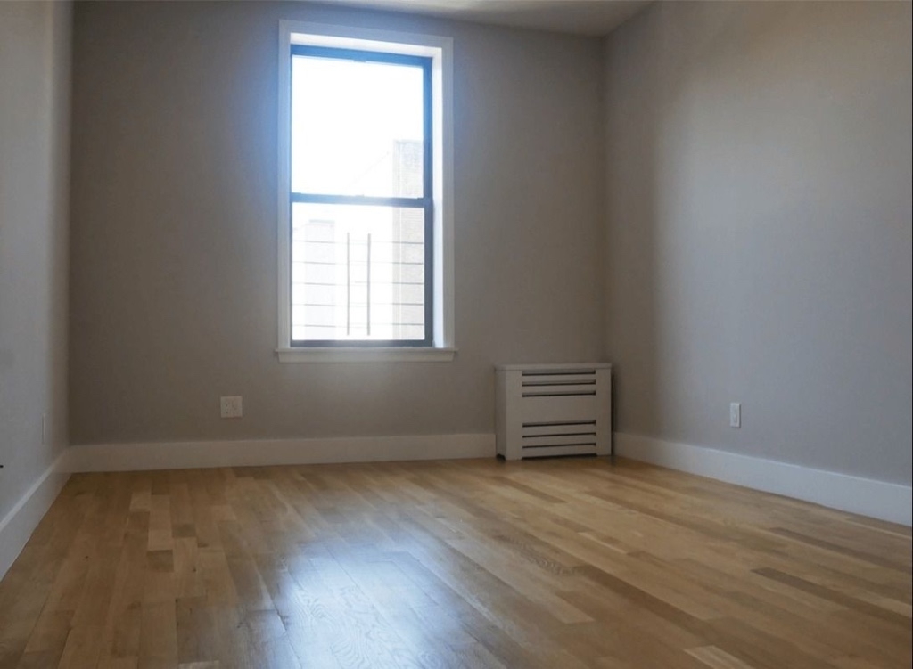 701 west 177th street - Photo 4