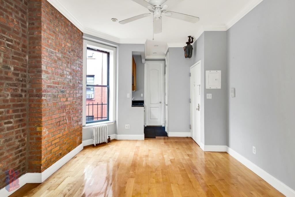 246 Mott Street - Photo 0