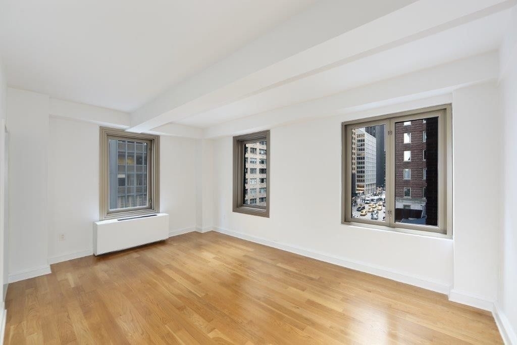 101 West 55th Street - Photo 0