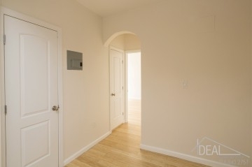 80 Woodruff Avenue  - Photo 3