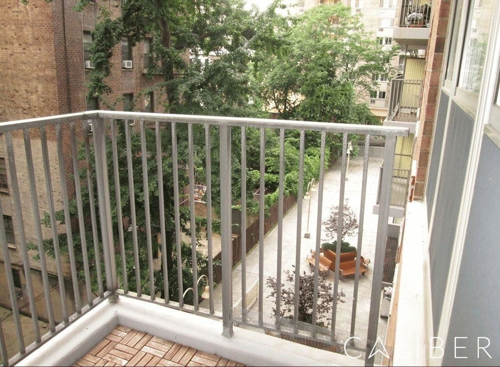 West 93rd Street - Photo 5