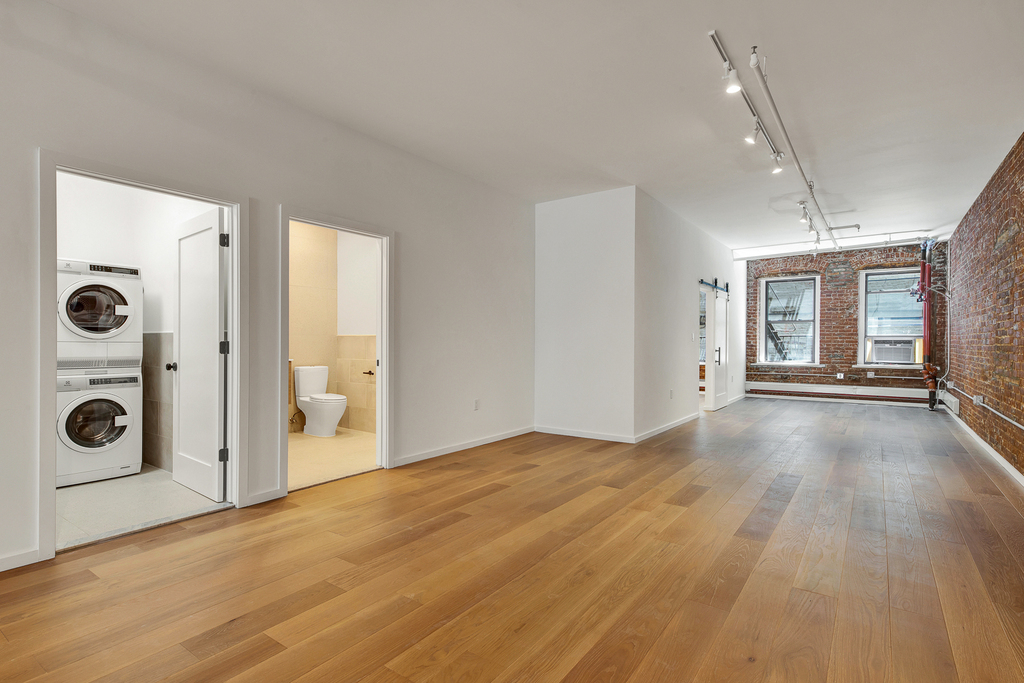 75 Bowery - Photo 10