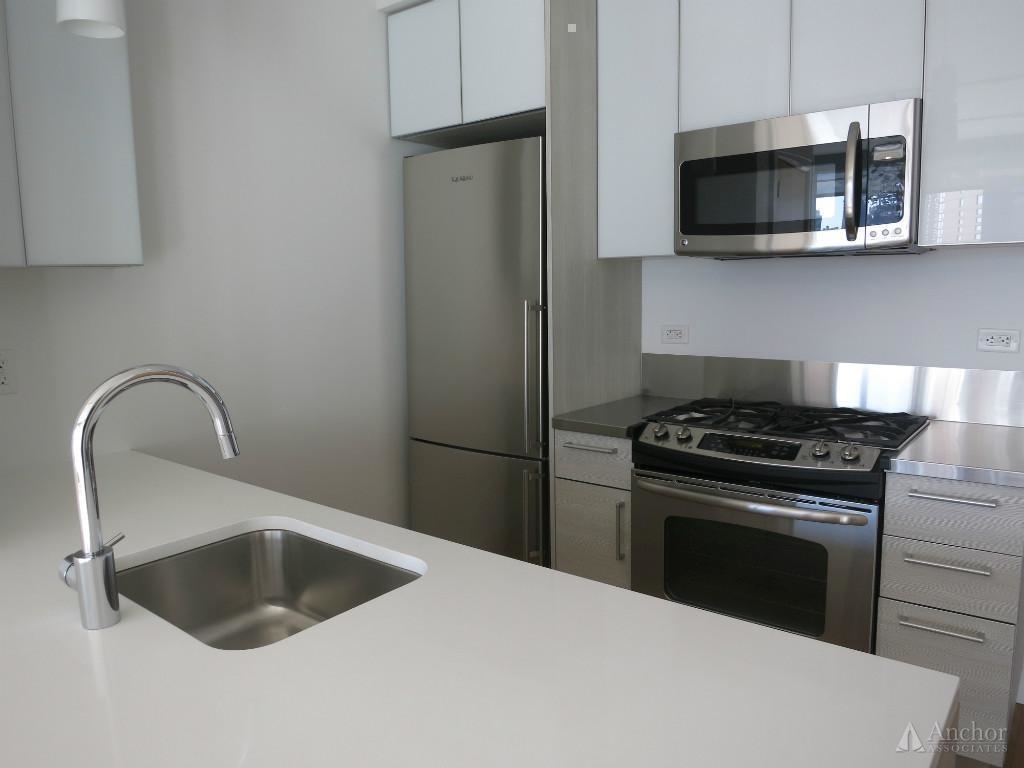 W 53rd St. - Photo 2