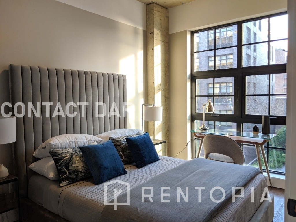 187 Kent Ave - Photo 8