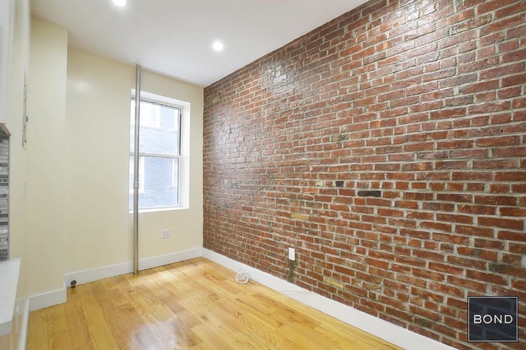 520 East 11th Street - Photo 22