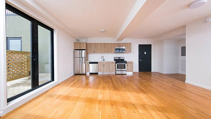 618 Bushwick Avenue - Photo 4