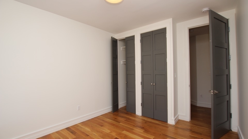 1030 Carroll Street  - Photo 5