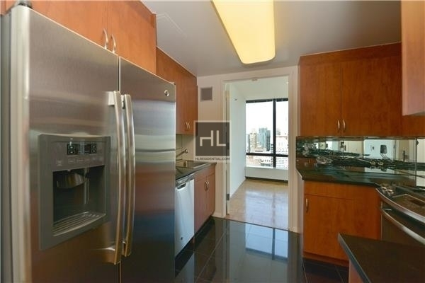 East 61st Street - Photo 1