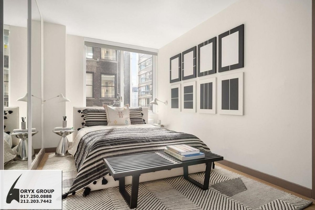 70 West 37th Street, New York, NY 10018 - Photo 4