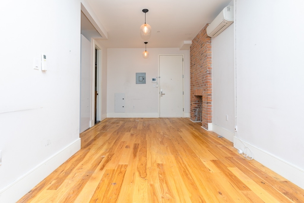 1120 Bushwick Ave - Photo 5