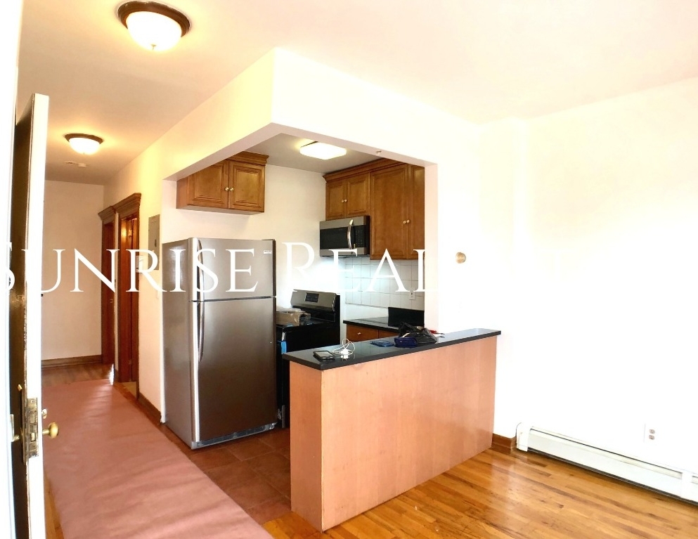 798 Dean Street - Photo 4