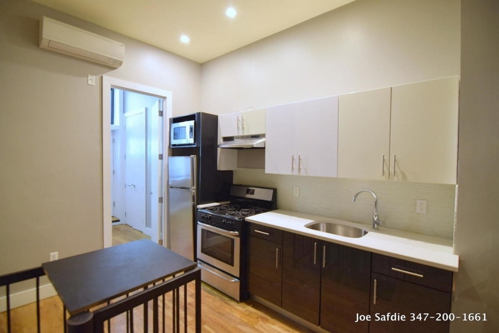 139 Essex Street  - Photo 1