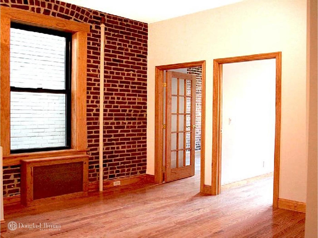 324 East 52nd St - Photo 1