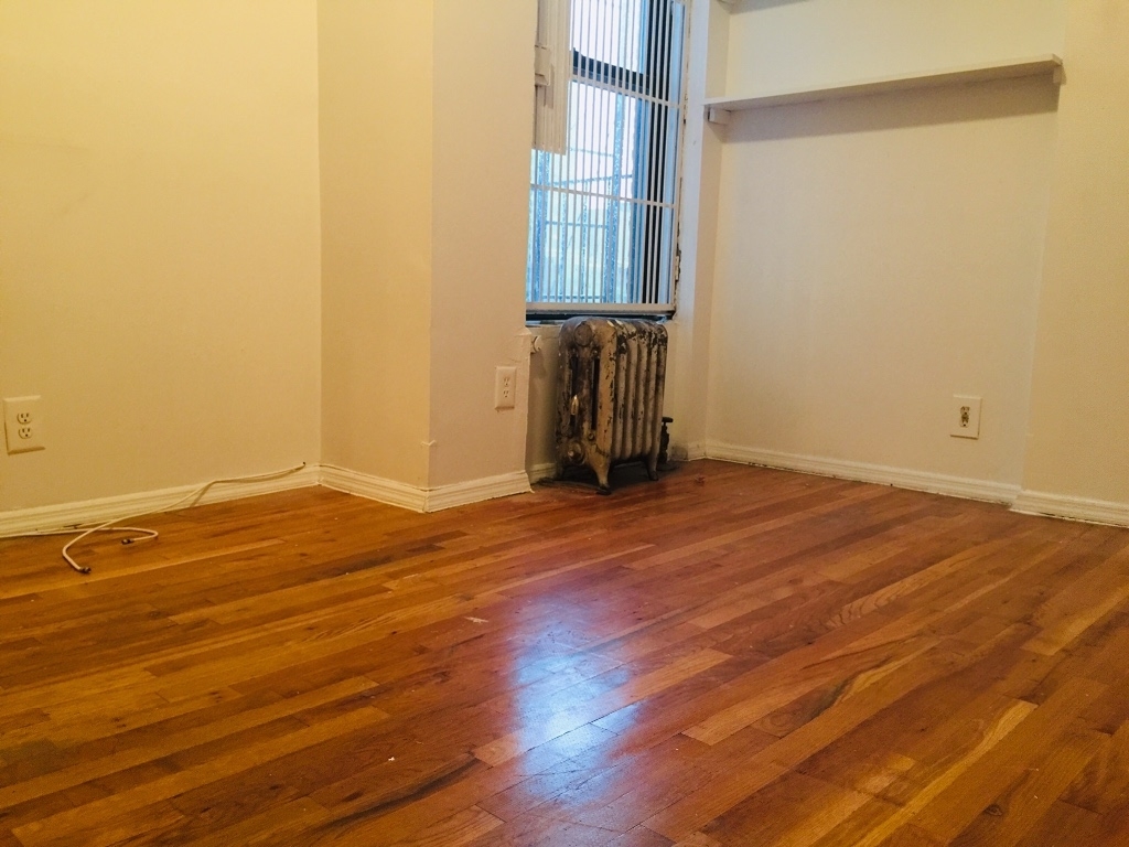 Large Bedrooms -West 108 St & Amsterdam Ave - Photo 8
