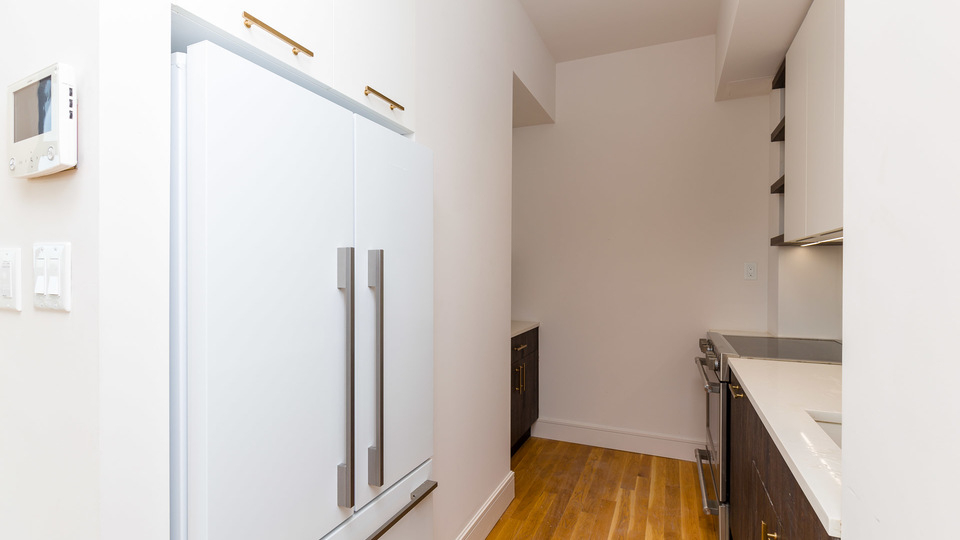 321 wythe - Photo 6