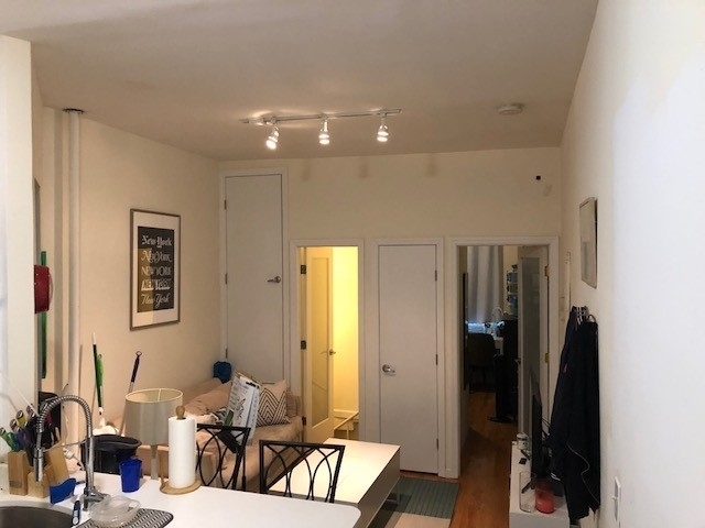 345 East 64th Street - Photo 6