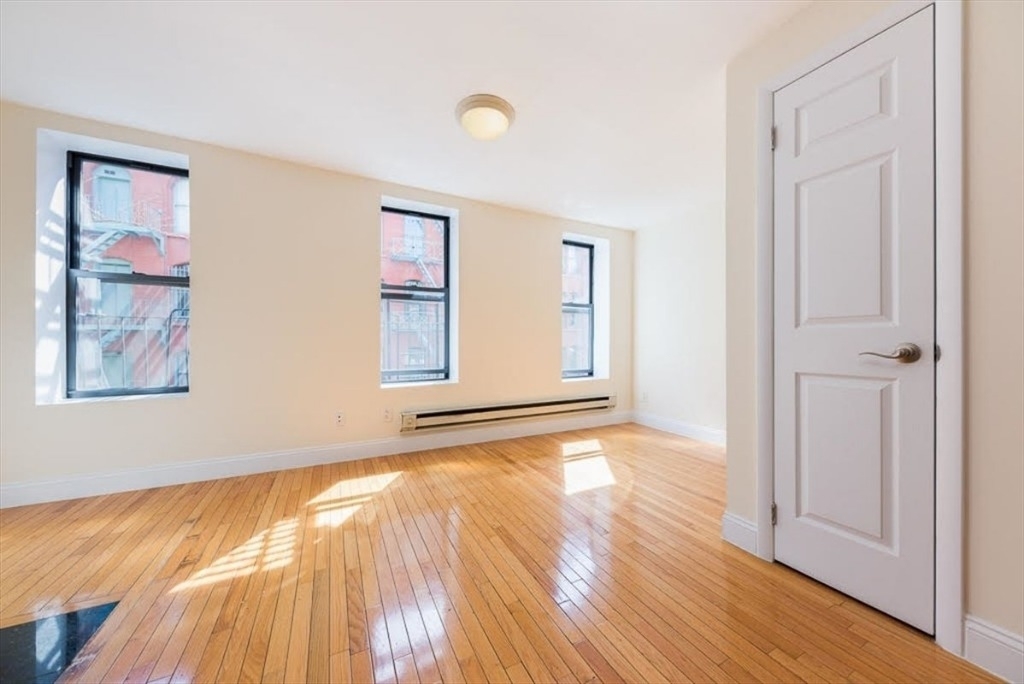 273 Mott Street - Photo 0