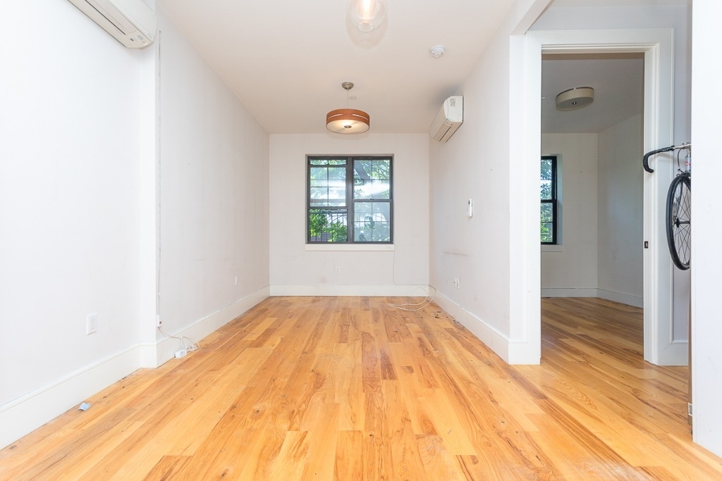 1120 Bushwick Ave - Photo 2